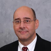 Dr. Rolando Montoya