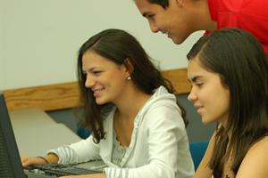 Students_FAFSA Marathon_1.jpg