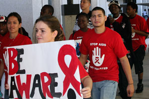 Students participating in the College�s annual AIDS Walk